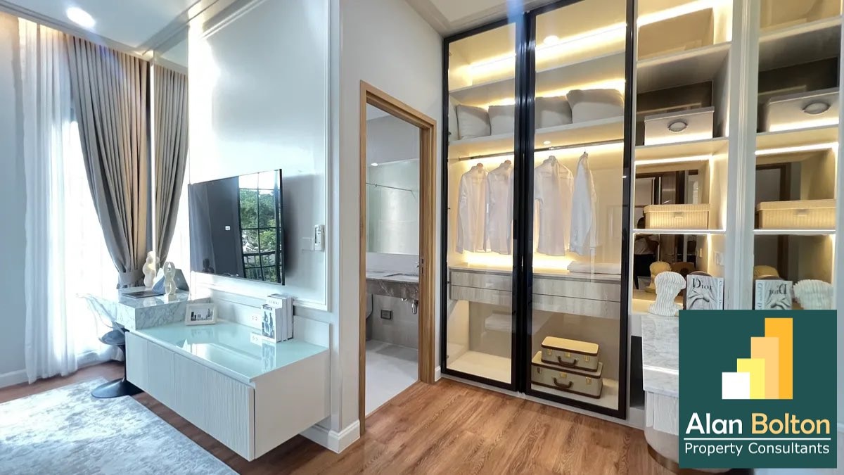 Pool villa 4 Bedrooms 6 Bathrooms in East Pattaya photo 19