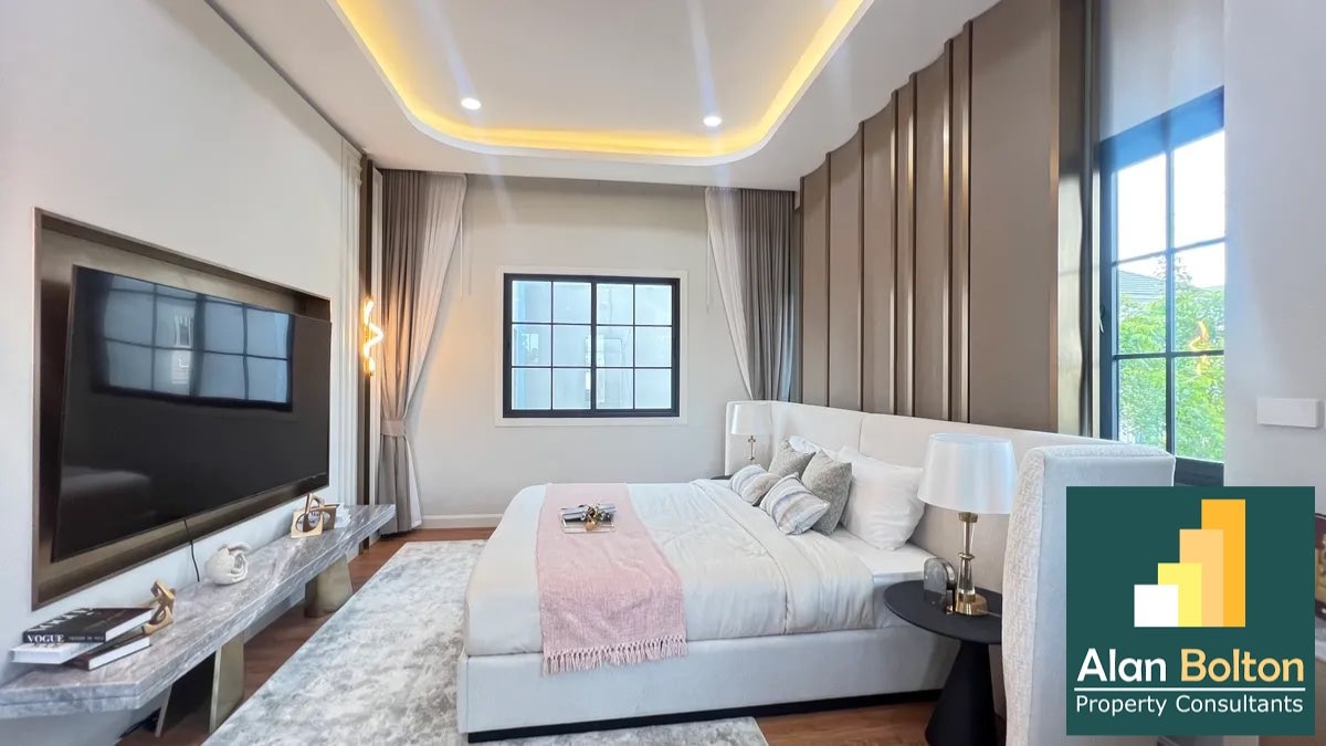 Pool villa 4 Bedrooms 6 Bathrooms in East Pattaya photo 22