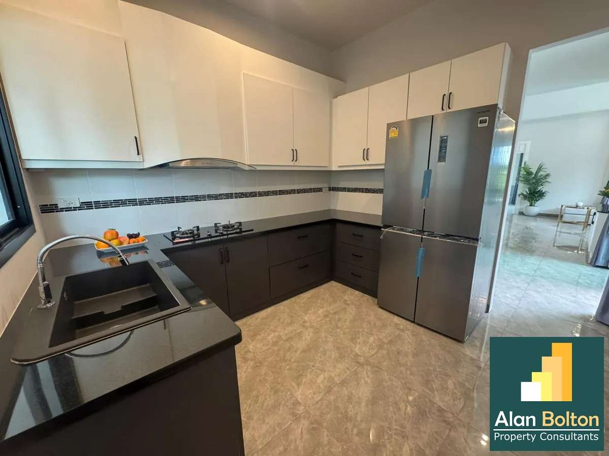 Brand New Modern 4 Bed 3 Bath Pool Villa In East Pattaya photo 7