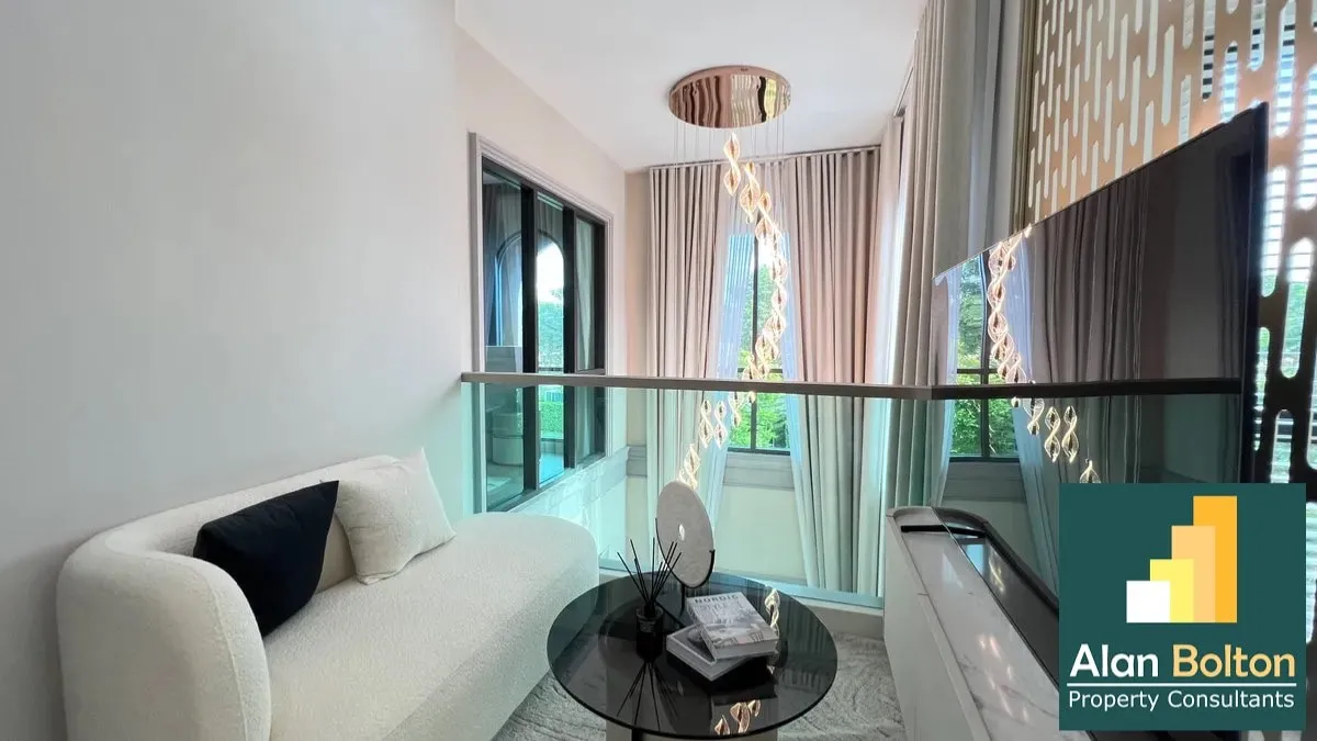 Luxury 4 bedrooms 5 bathrooms in East Pattaya photo 21
