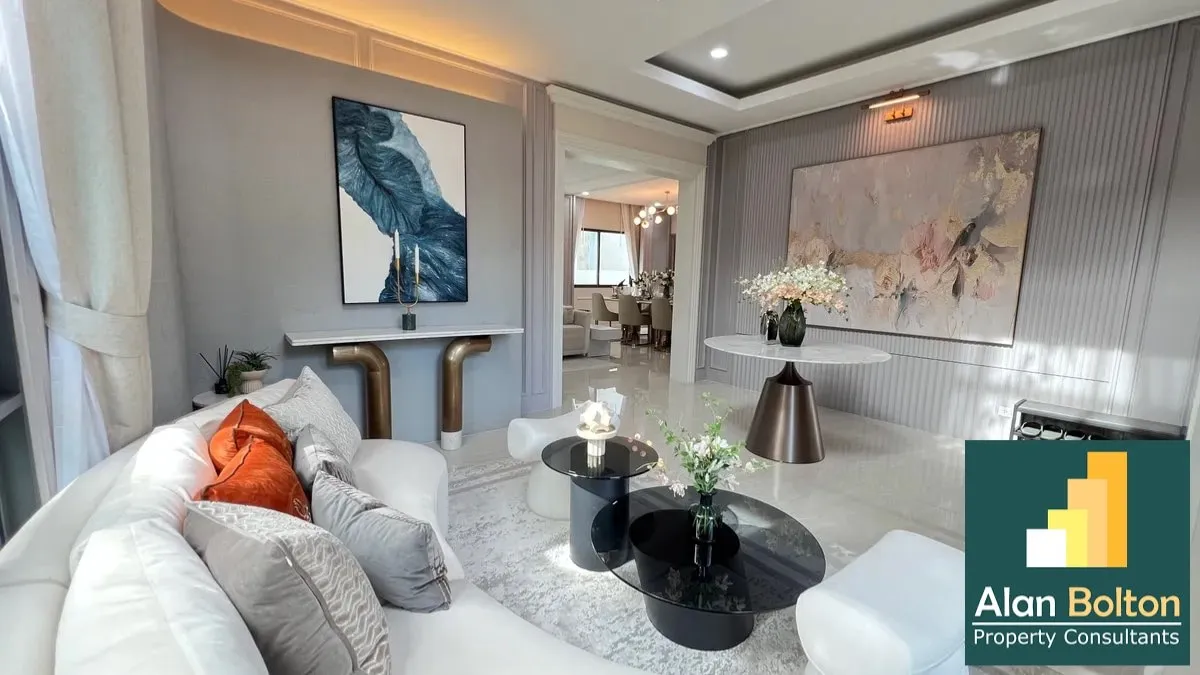 Luxury 4 bedrooms 5 bathrooms in East Pattaya photo 6