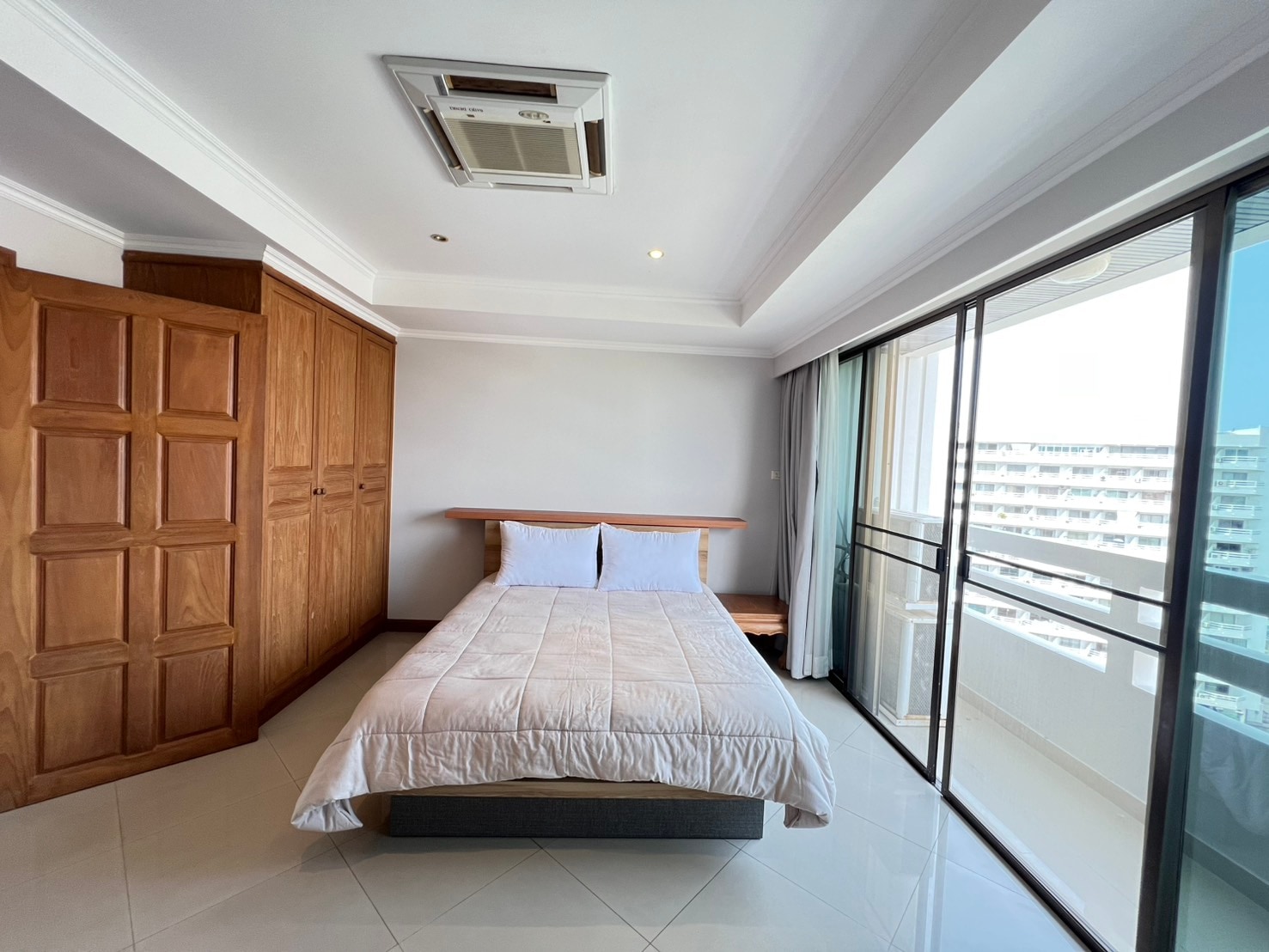 Pool Villa 12 Bedrooms 14 Bathrooms in Jomtien photo 31