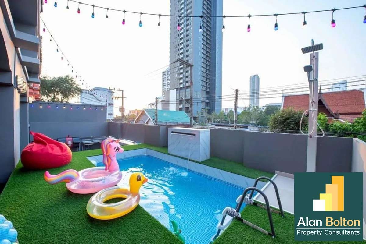 Pool Villa 12 Bedrooms 14 Bathrooms in Jomtien photo 4