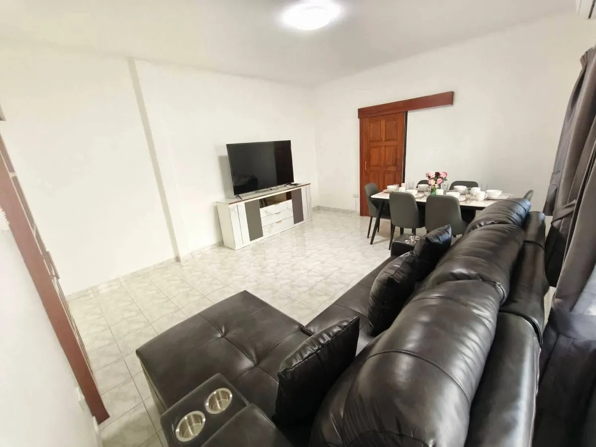 Great Location Four Bedrooms House For rent photo 20