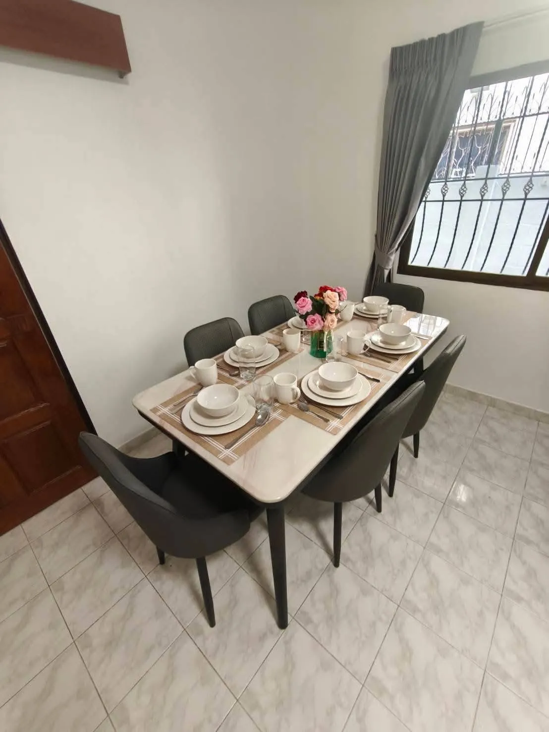 Great Location Four Bedrooms House For rent photo 23
