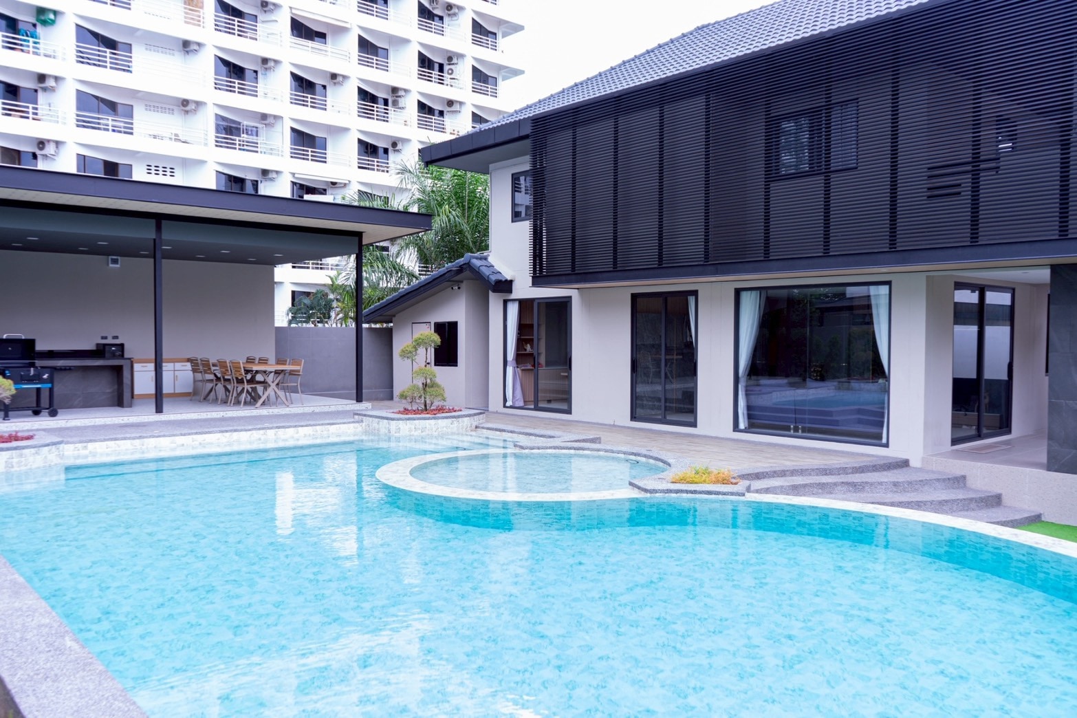 Newly Renovated Modern Pool Villa For Rent In Tepprasit photo 27