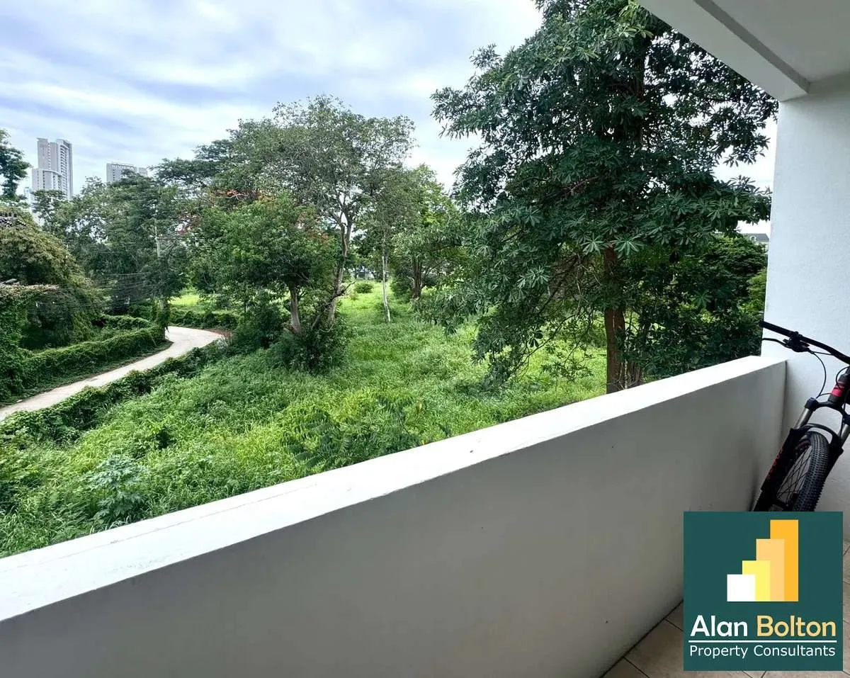 Studio Condo in Wong Amat