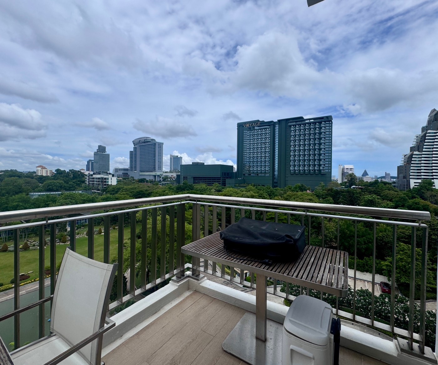 1 Bedroom 2 Bathroom in Beach front property at Wongamat beach photo 34