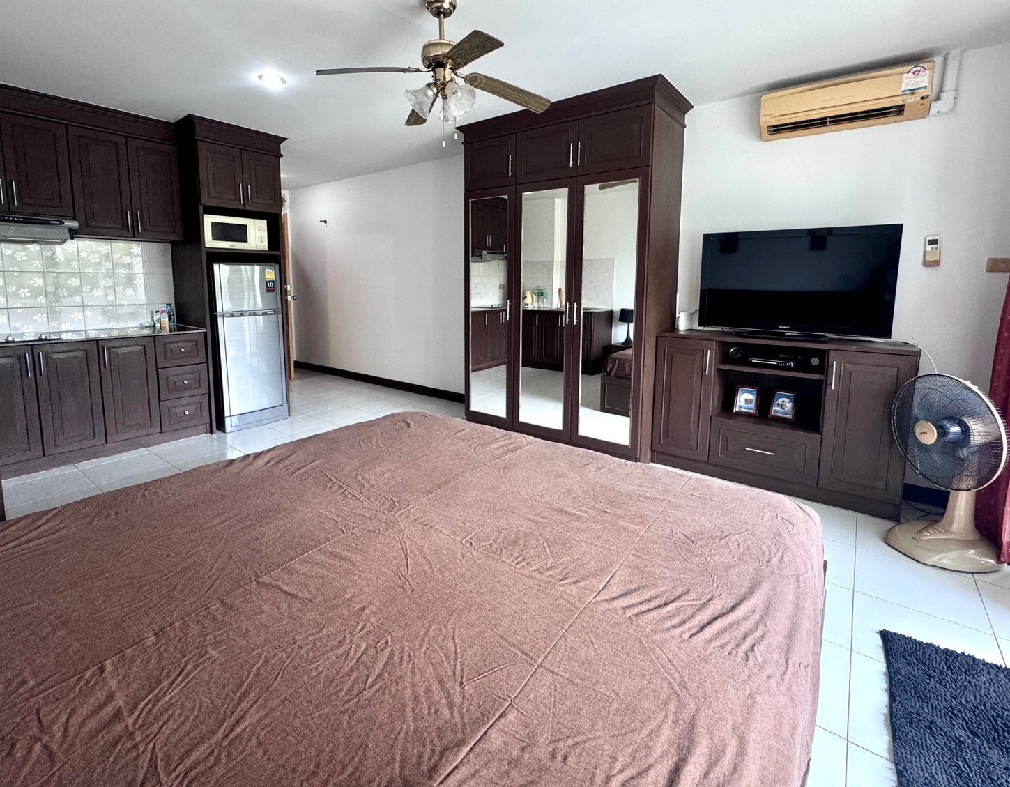 1 Bedroom 2 Bathroom in Beach front property at Wongamat beach photo 26