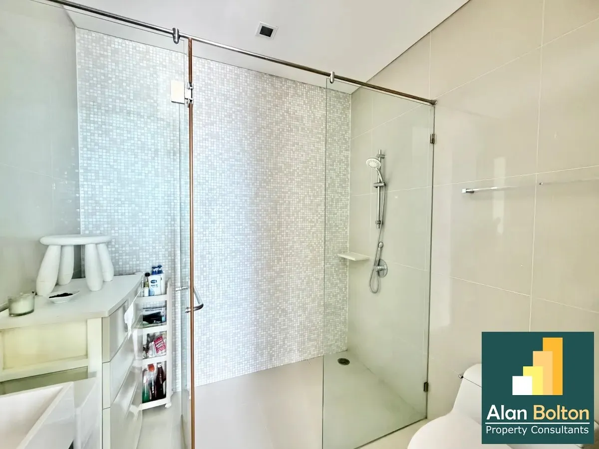 คอนโด เลี้ยงสัตว์ได้สำหรับขาย Pet Friendly Sea View Condo For sale In Jomtien Beach photo 6