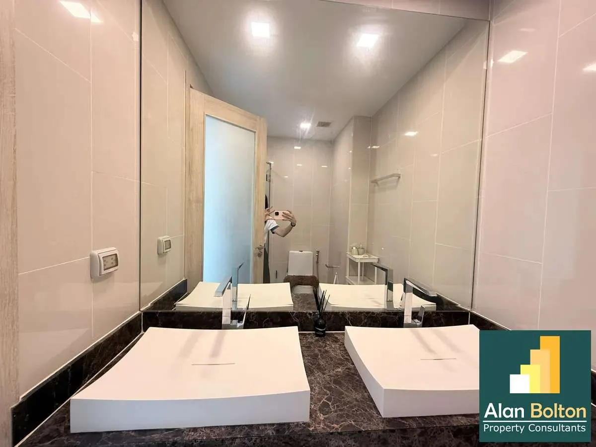 Sea view in pratumnak for rent photo 10