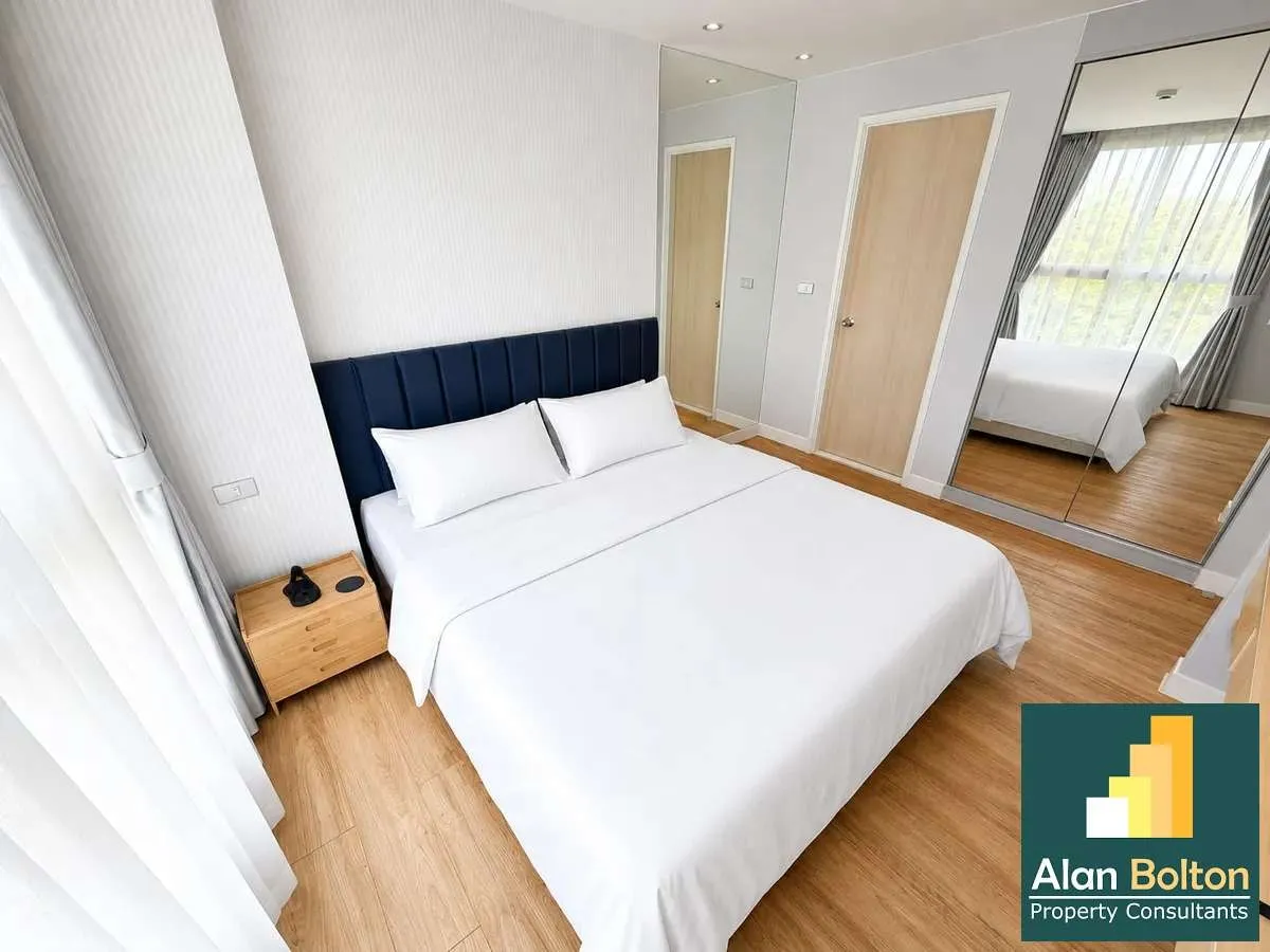 Spacious Two Bed Two-Bathroom Unit in Popular Jomtien Condo photo 5