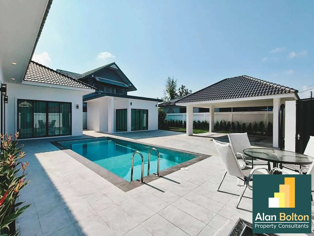 Newly Brand New Pool Villa 4 bedrooms 5 bathrooms in Siam Country Club for SALE