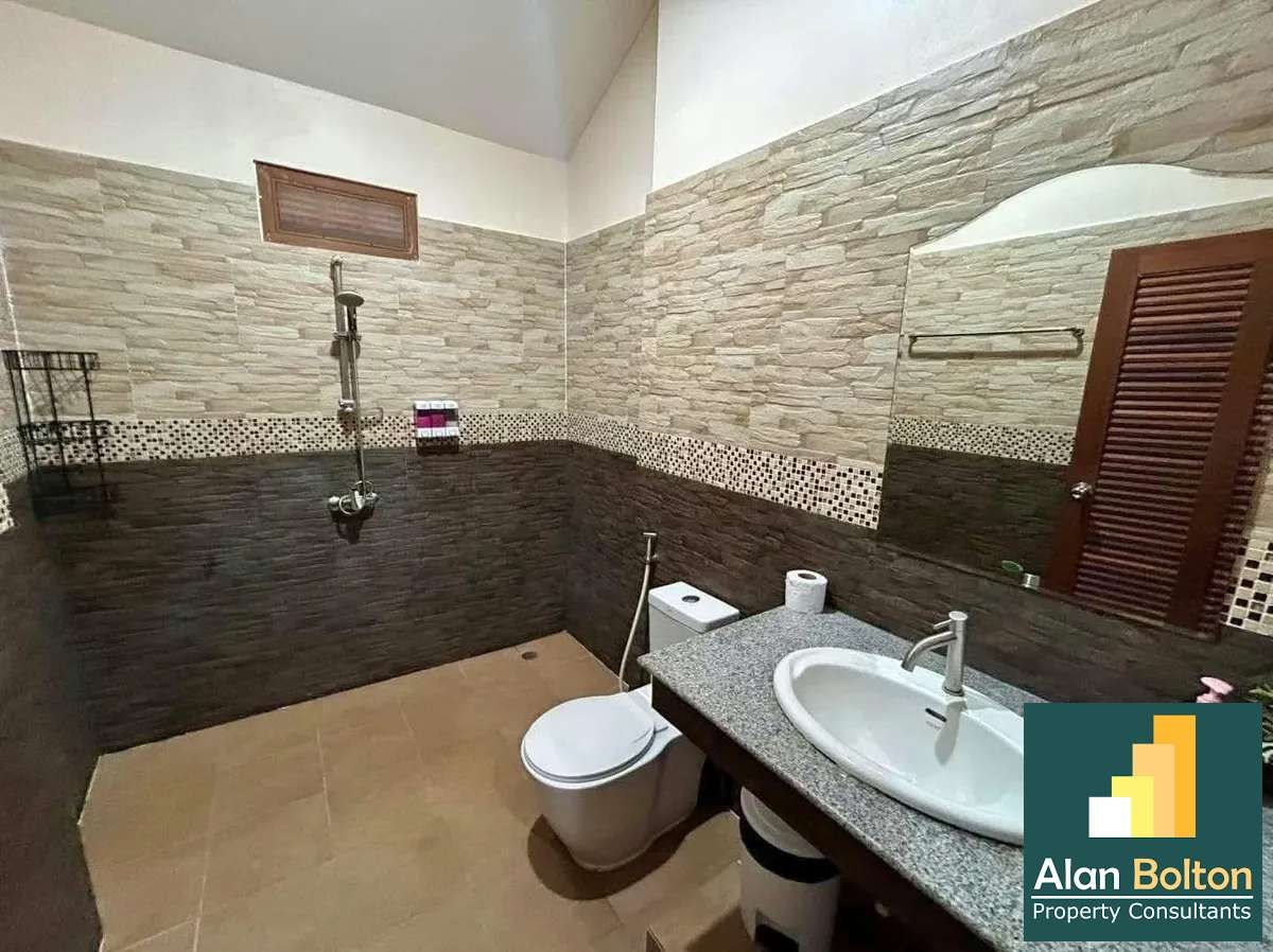 Three Bedroom Pool Villa with Separate Two Bedroom Guesthouse photo 5