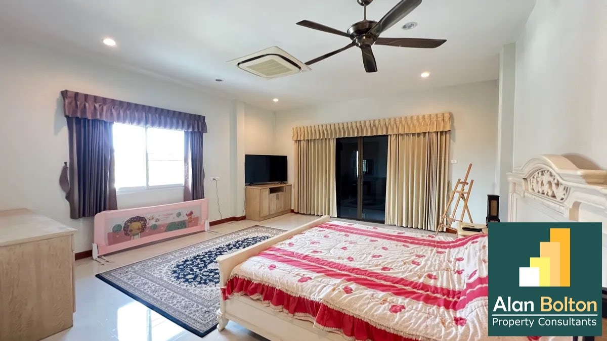 Pool villa 5 Bedrooms 6 Bathrooms in Mapprachan photo 9