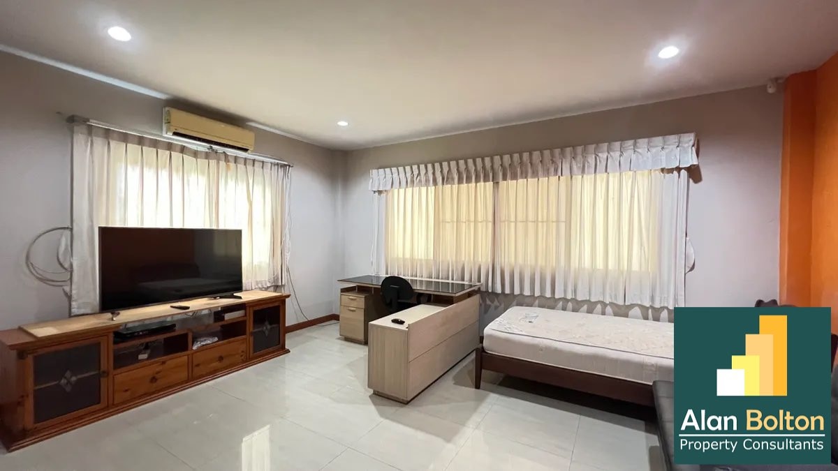 Pool villa 5 Bedrooms 6 Bathrooms in Mapprachan photo 6