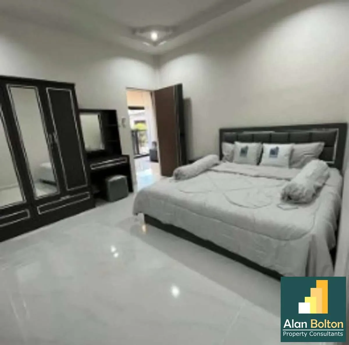 Private House House with Pet Friendly (small dog only) 2 bedrooms 2 bathrooms in Siam Country Club for RENT photo 5