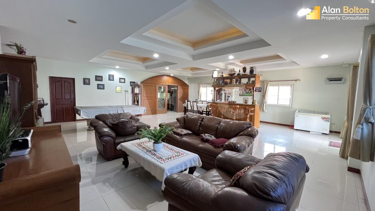 3 Bed 2 Bath in East Pattaya ABPC1233 photo 6