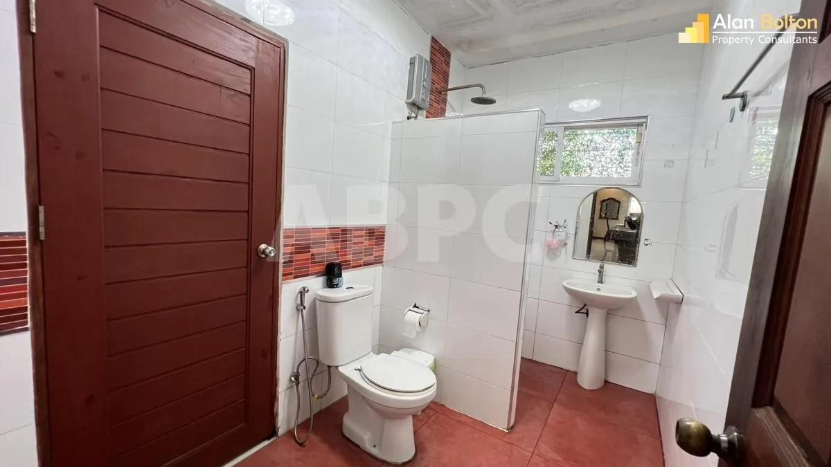 3 Bed 2 Bath in East Pattaya ABPC1233 photo 13