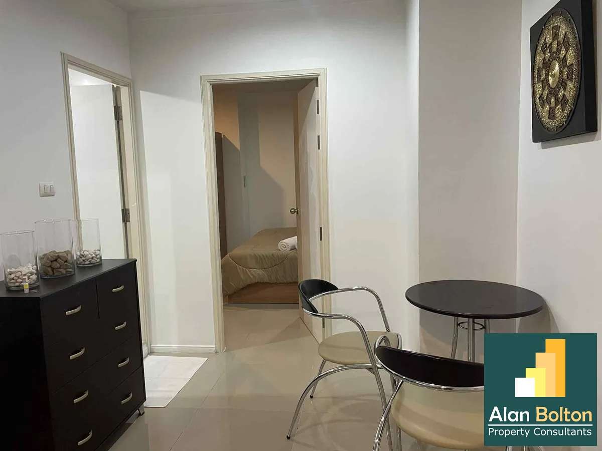 Just steps to the beach 1 bedroom 1 bathroom in Lumpini Park Beach Jomtien for RENT photo 12