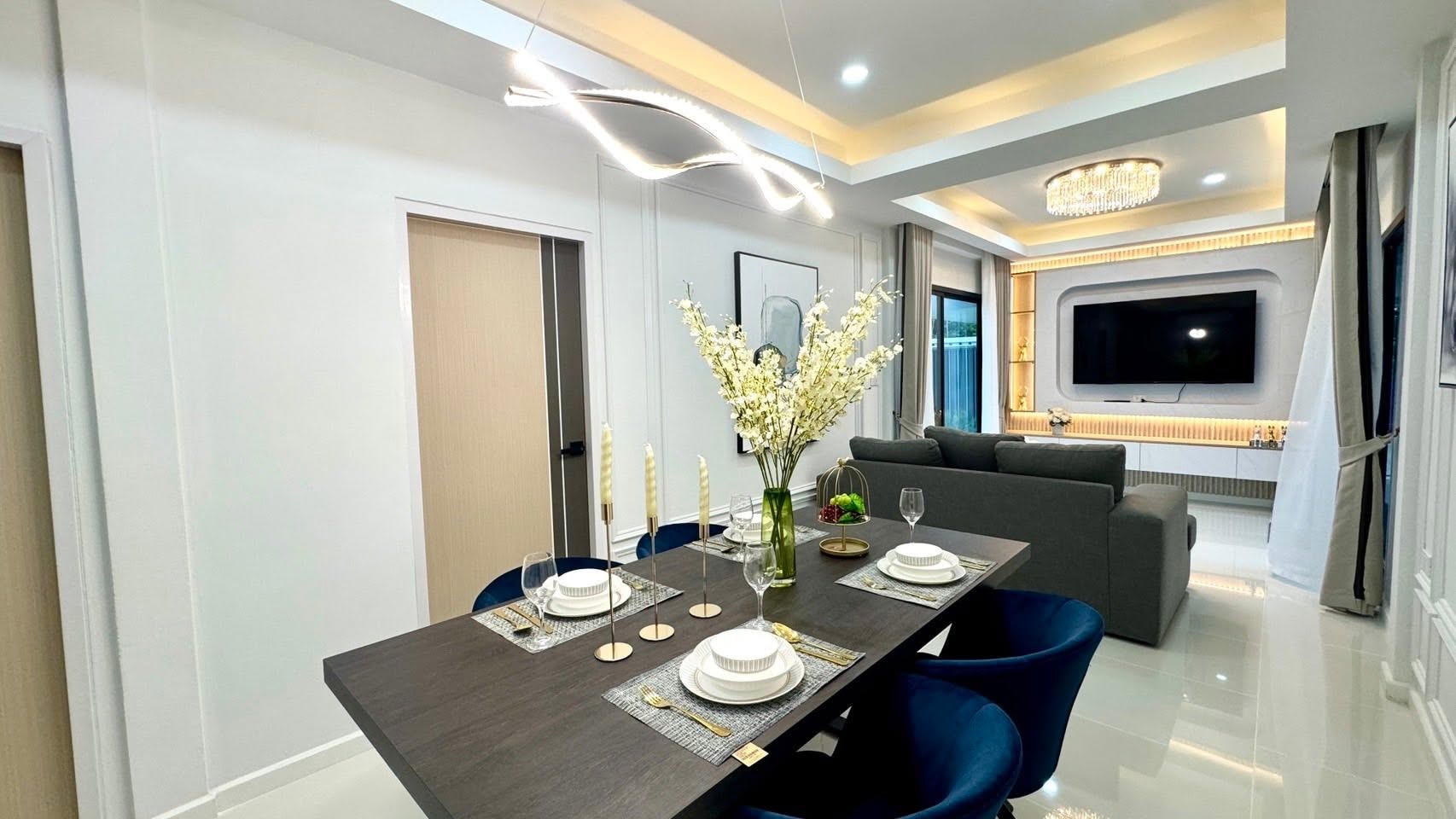 Luxury Brand New Pool Villa 4 bedrooms 6 bathrooms in Mabprachan Lake for SALE/RENT photo 73