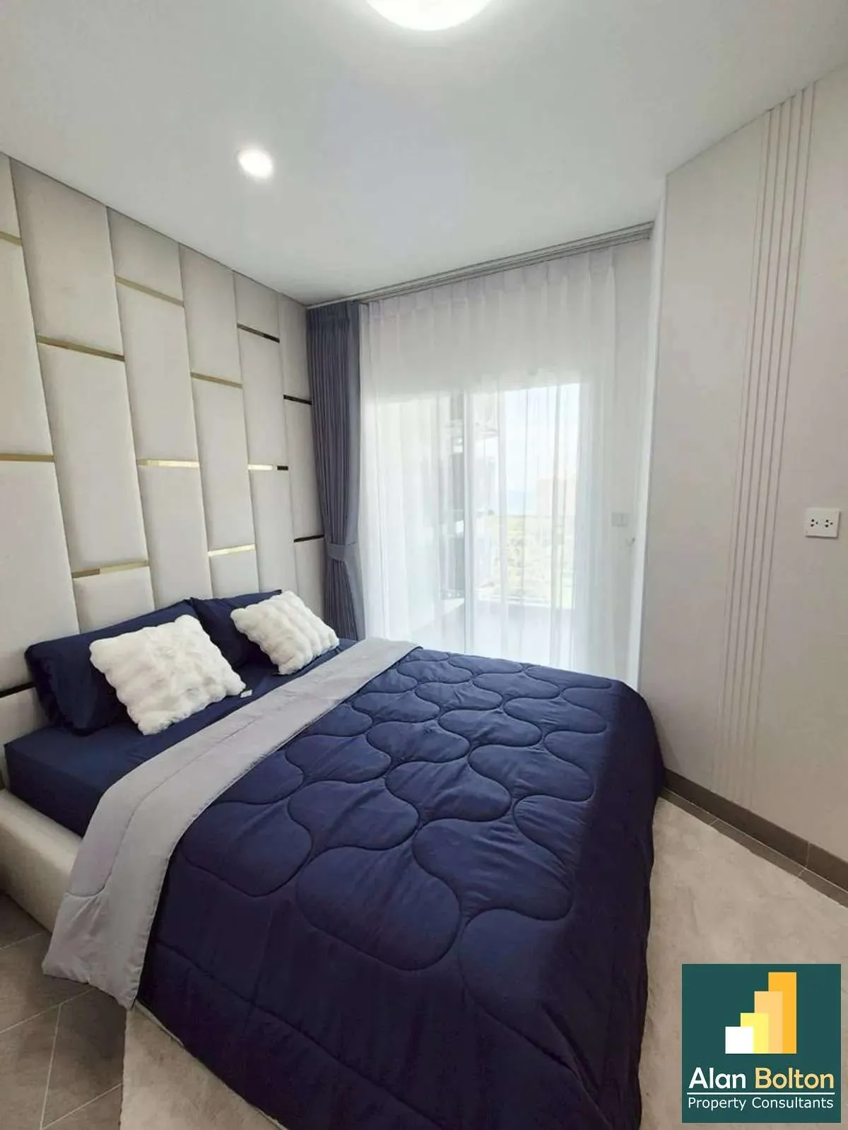 Two Bedroom Condo For Sale in Wongamat