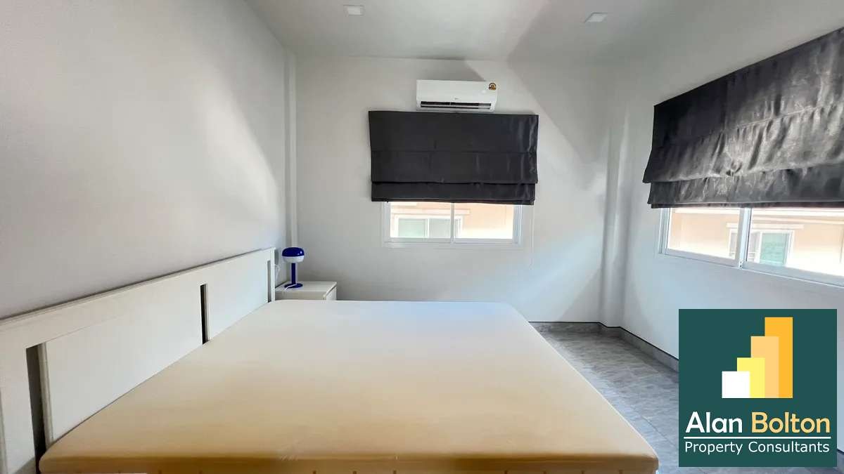 2 Storey House 3 Bedrooms 3 Bathrooms in East Pattaya photo 17