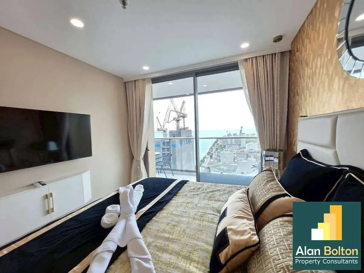 Beachfront in Jomtien for rent photo 5