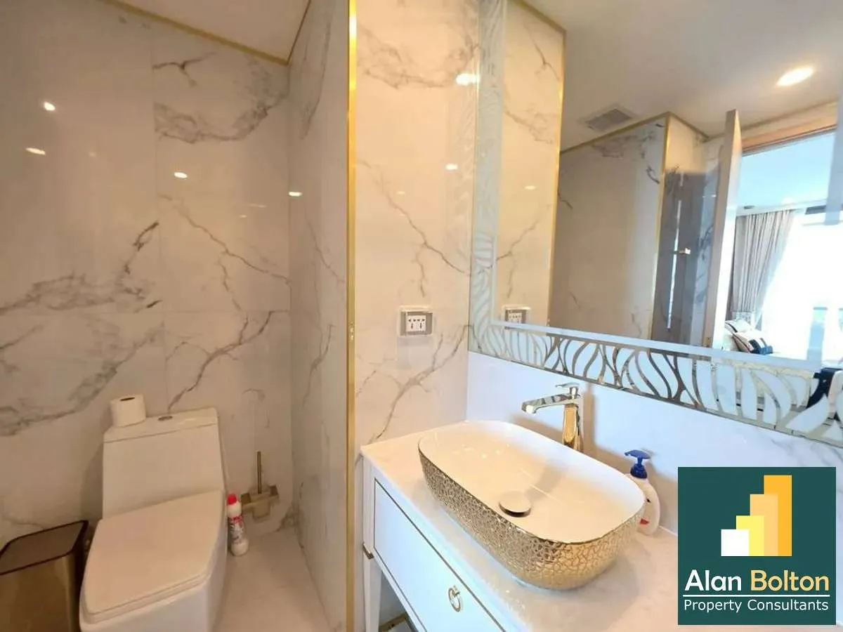 Beachfront in Jomtien for rent photo 6