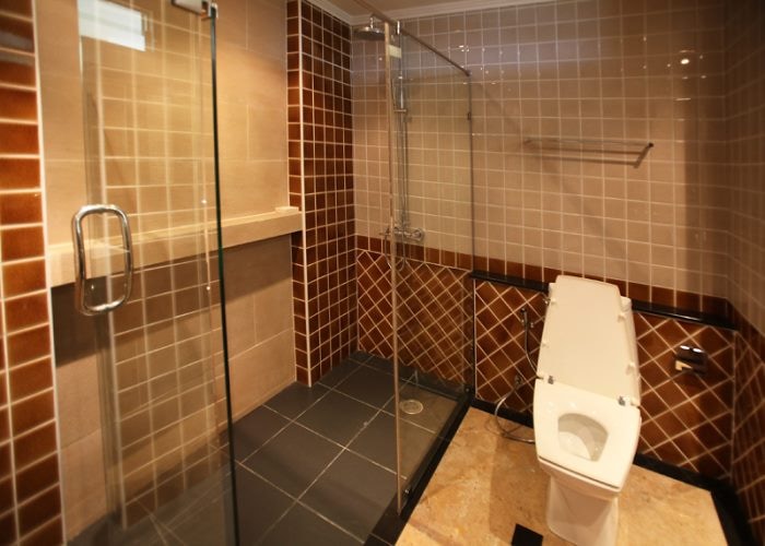 Club Royal A Decorated Office for Sale FQ, Na Kluea photo 13