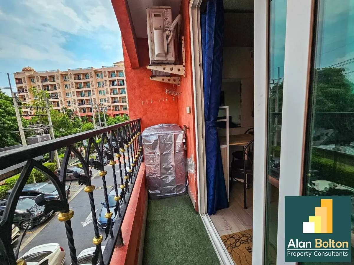 Studio in jomtien seven seas for rent photo 8