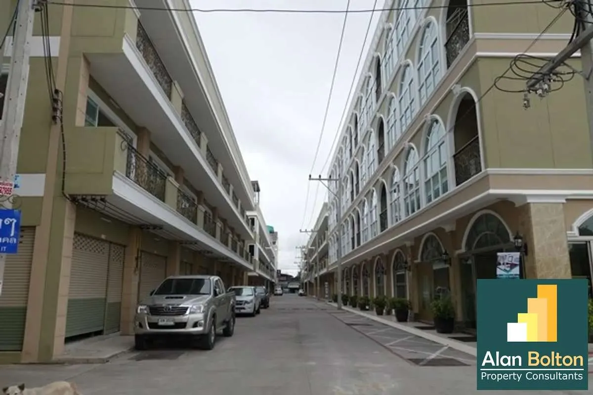 South Pattaya Shop House for Sale , Pattaya South
