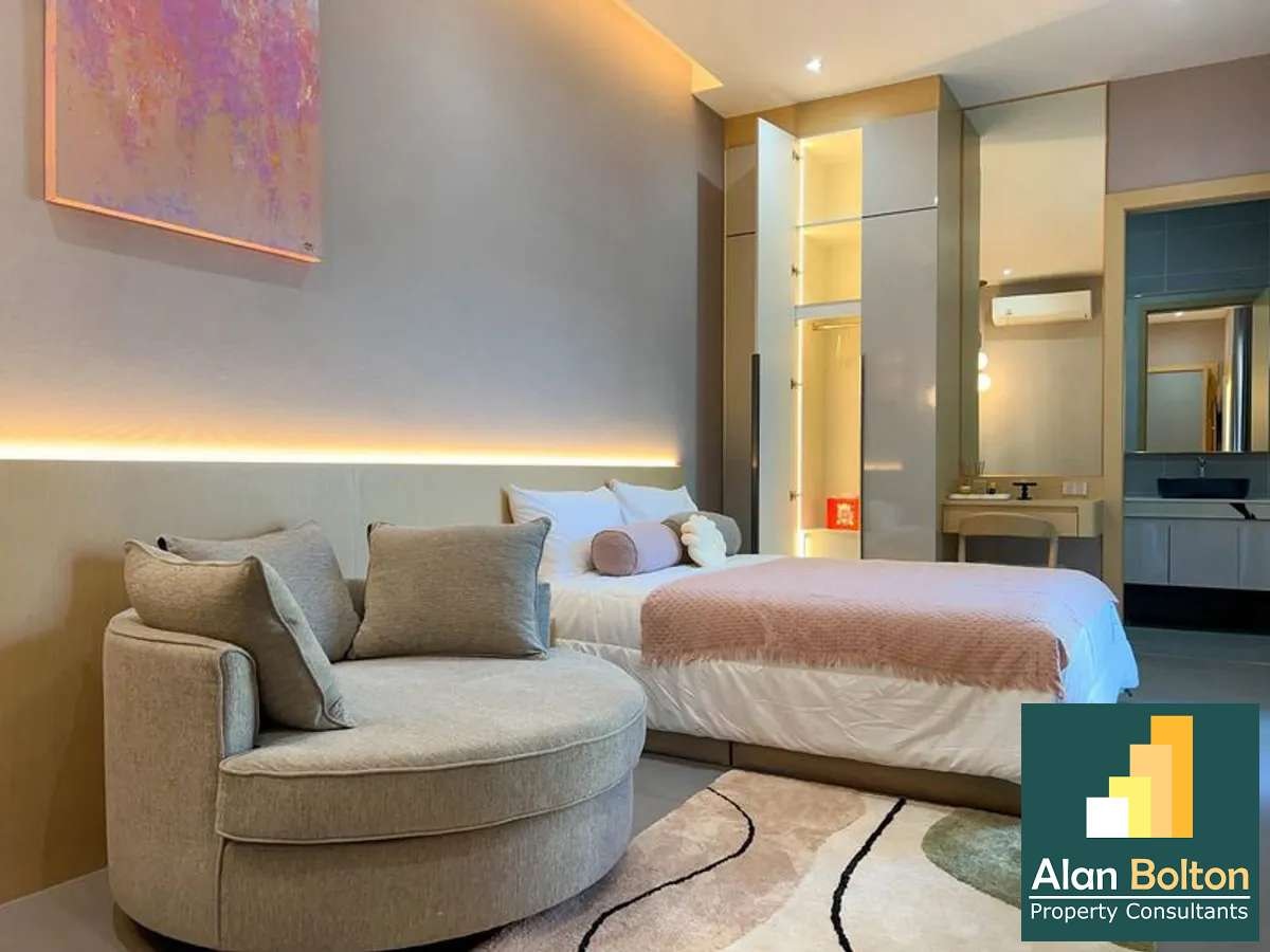 4 bedroom 5 bathroom in Thappraya soi 11 photo 14