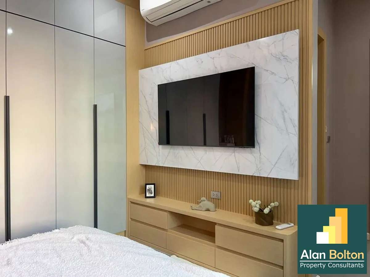 4 bedroom 5 bathroom in Thappraya soi 11 photo 6