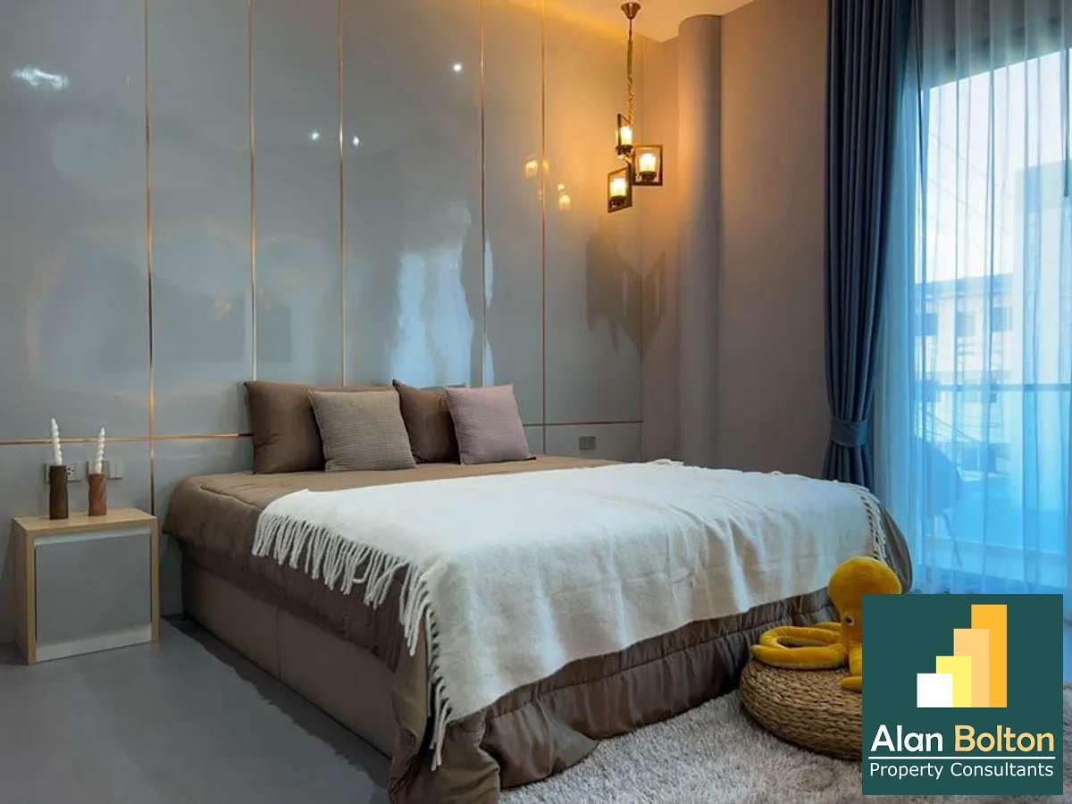 4 bedroom 5 bathroom in Thappraya soi 11 photo 17