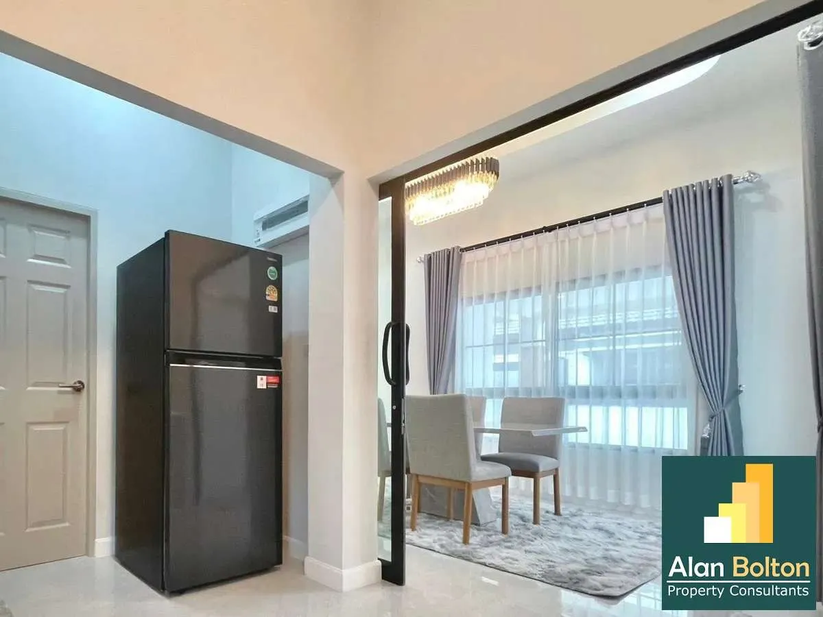 3 Bedrooms 3 Bathrooms in East Pattaya photo 20