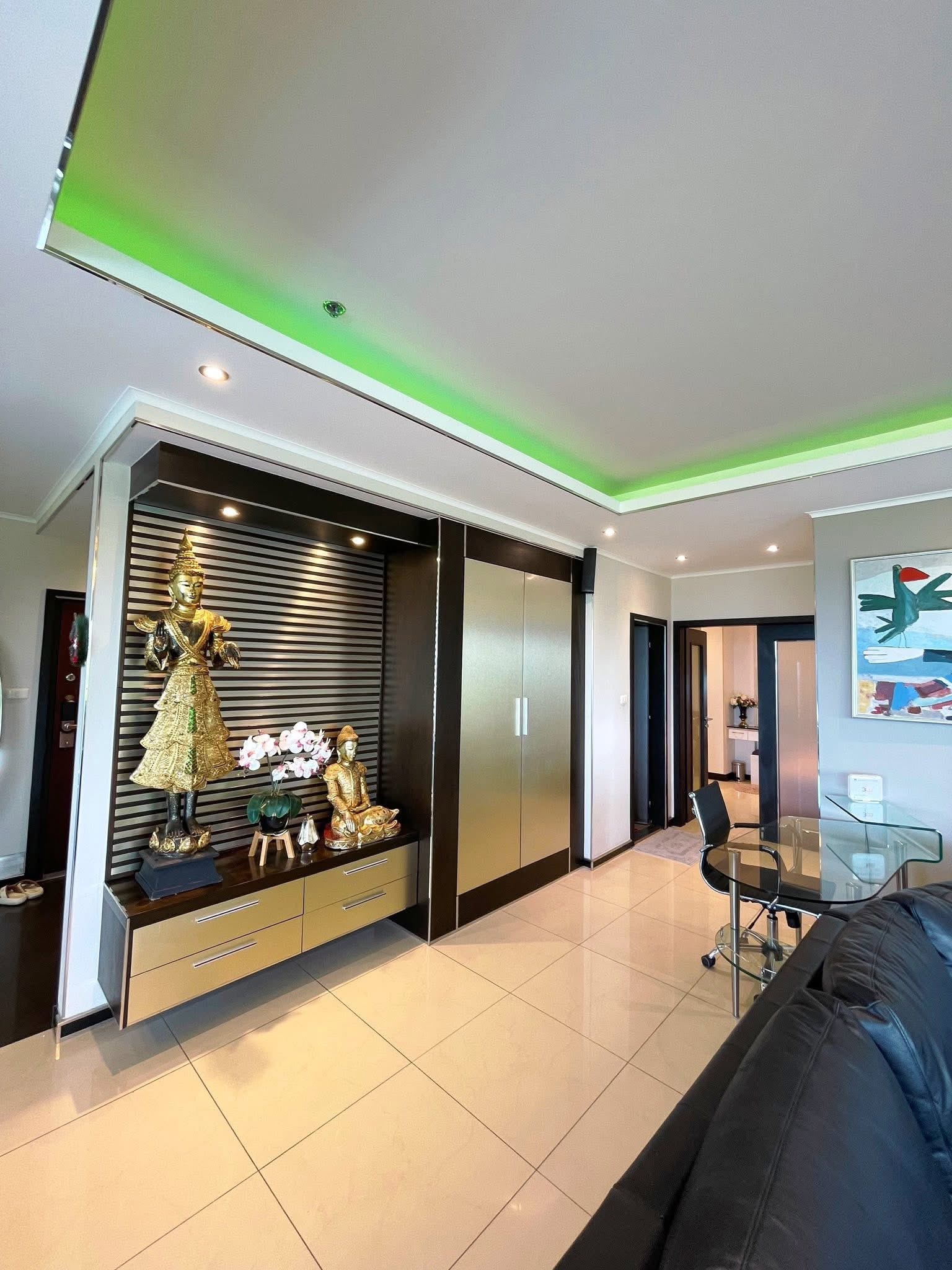 Sea View large unit near the beach 2 bedrooms 2 bathrooms in View Talay 3 for RENT photo 14