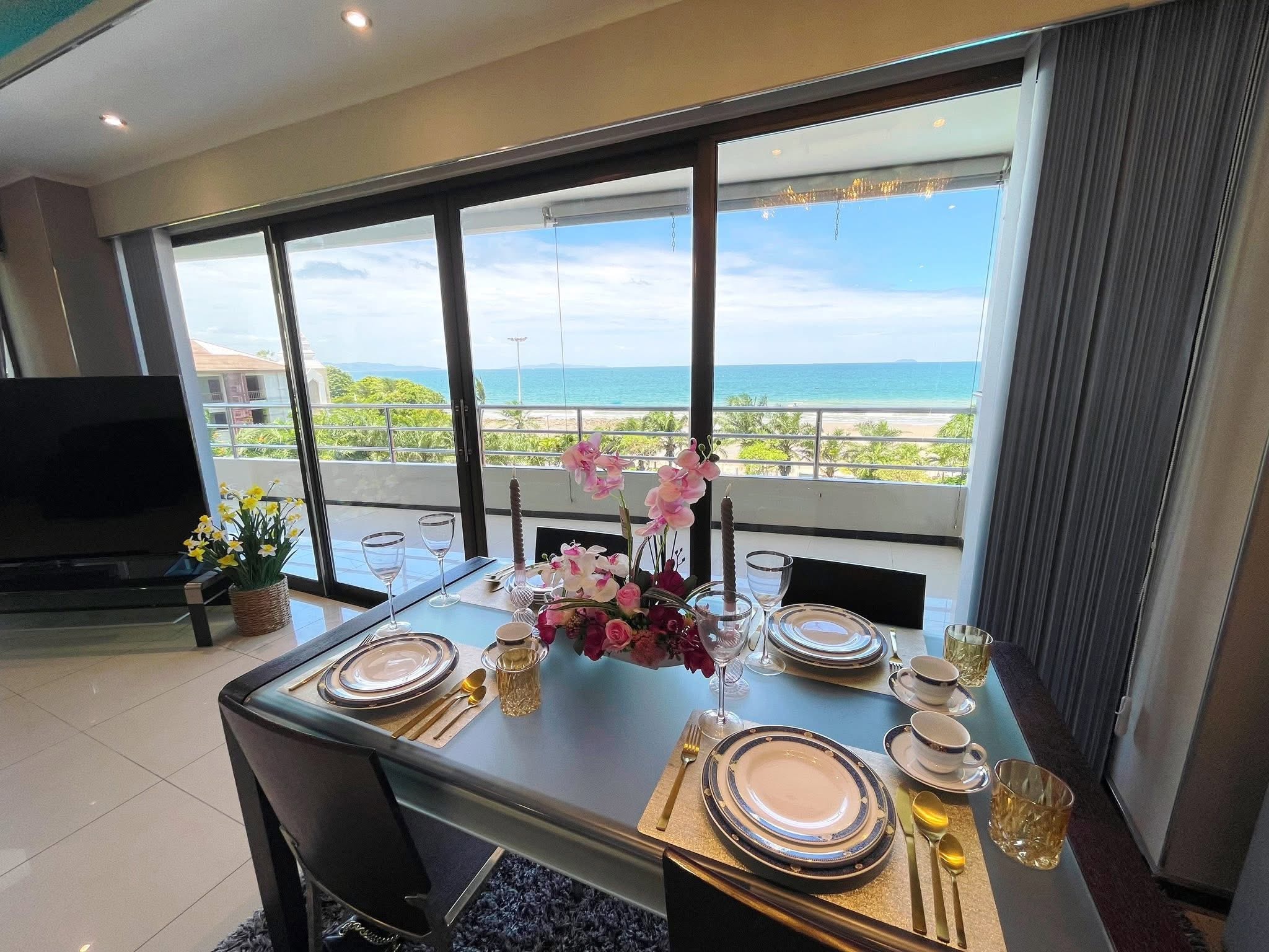 Sea View large unit near the beach 2 bedrooms 2 bathrooms in View Talay 3 for RENT photo 9