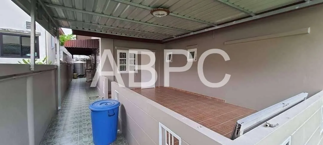 3 Bed 3 Bath in East Pattaya photo 8
