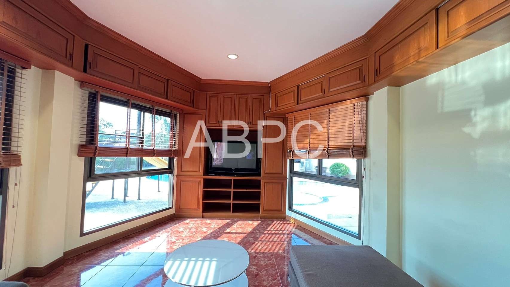 4 Bedoom 4 Bathroom in East Pattaya photo 7