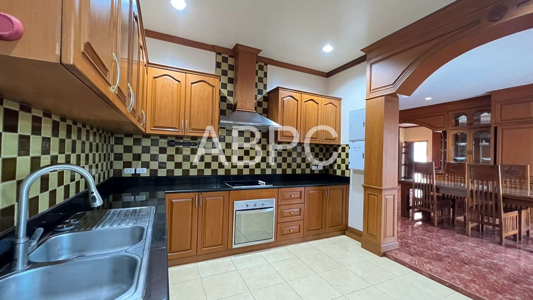 4 Bedoom 4 Bathroom in East Pattaya photo 2