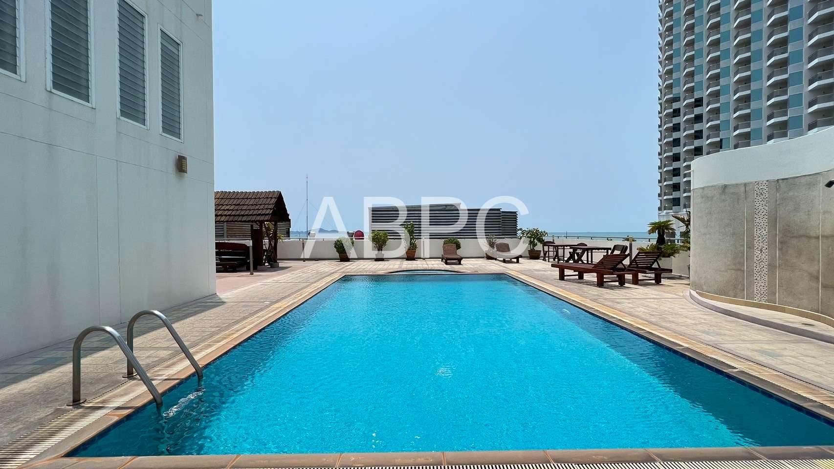 1 Bedroom 1 Bathroom in North Pattaya photo 8