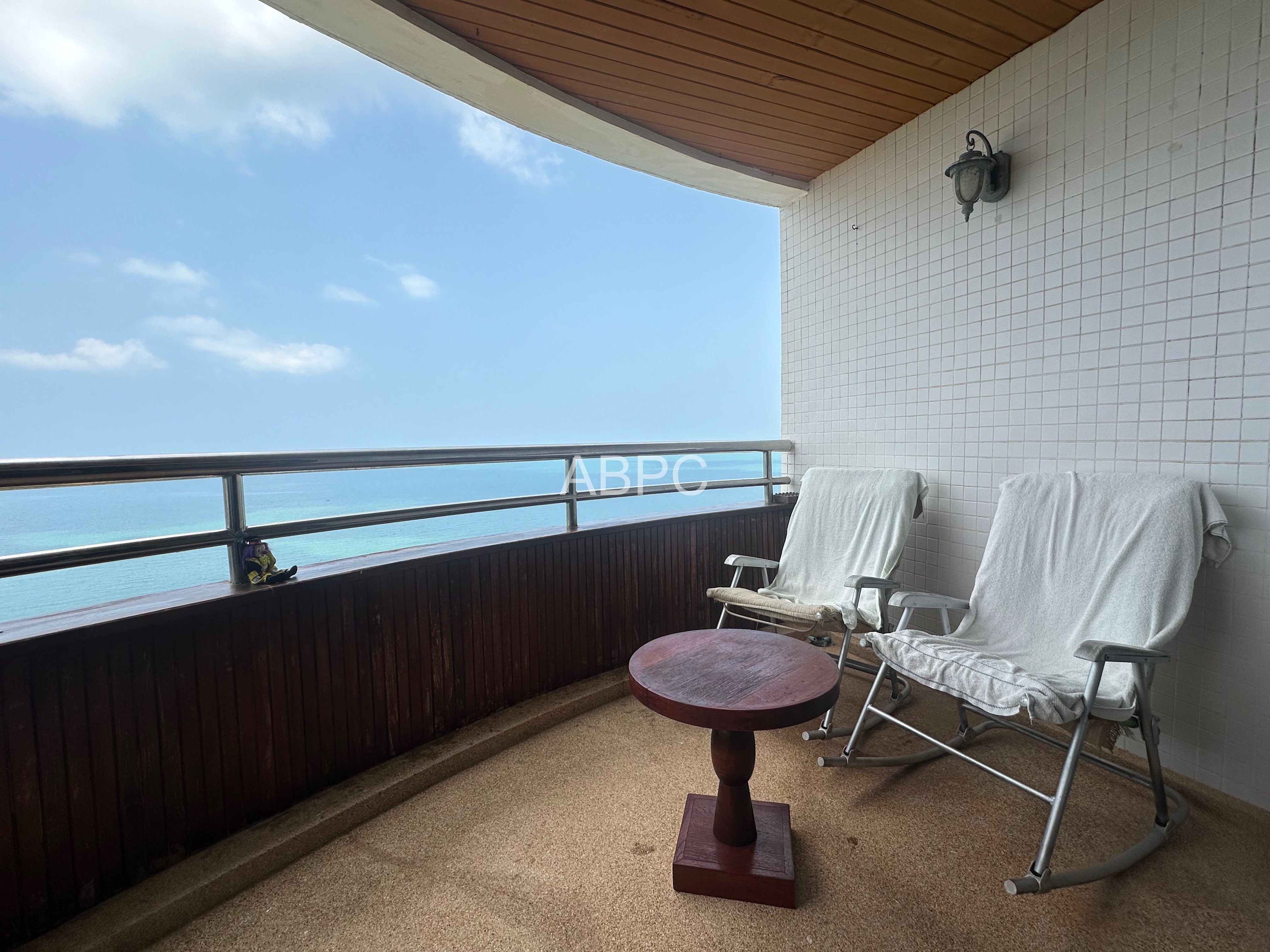 Ocean View 2 bed 2 Bath Condo In Na Jomtien photo 5