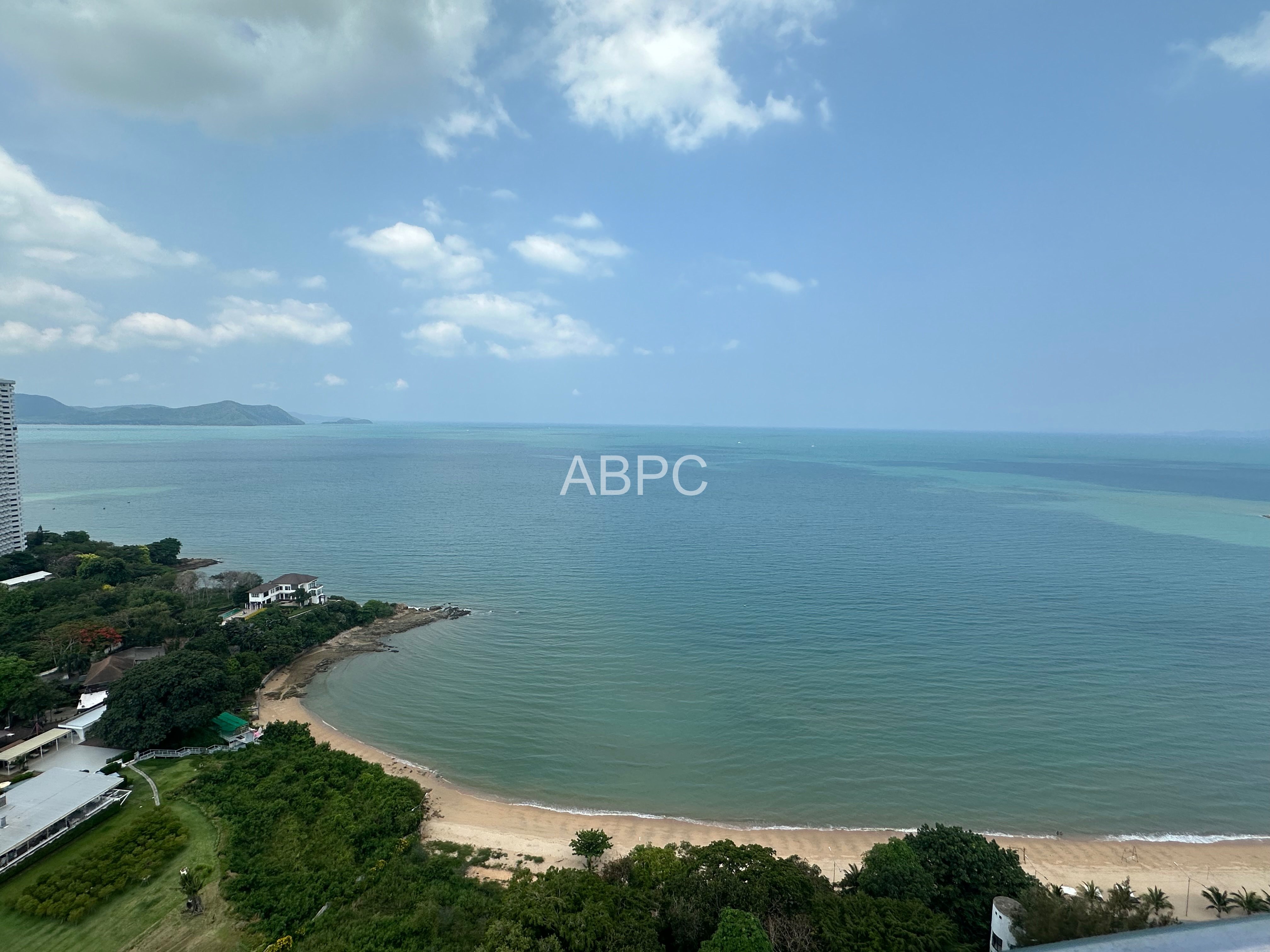 Ocean View 2 bed 2 Bath Condo In Na Jomtien photo 3