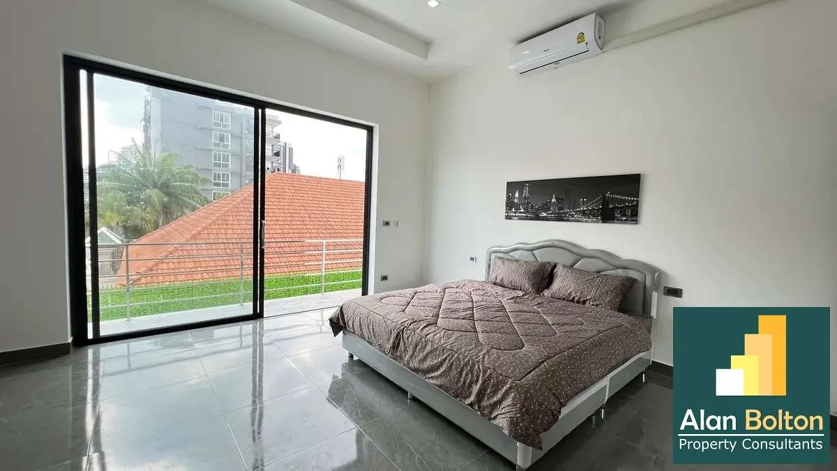 Brand New Modern Luxury 6 bed 7 bath Pool Villa In Pratumnak photo 9
