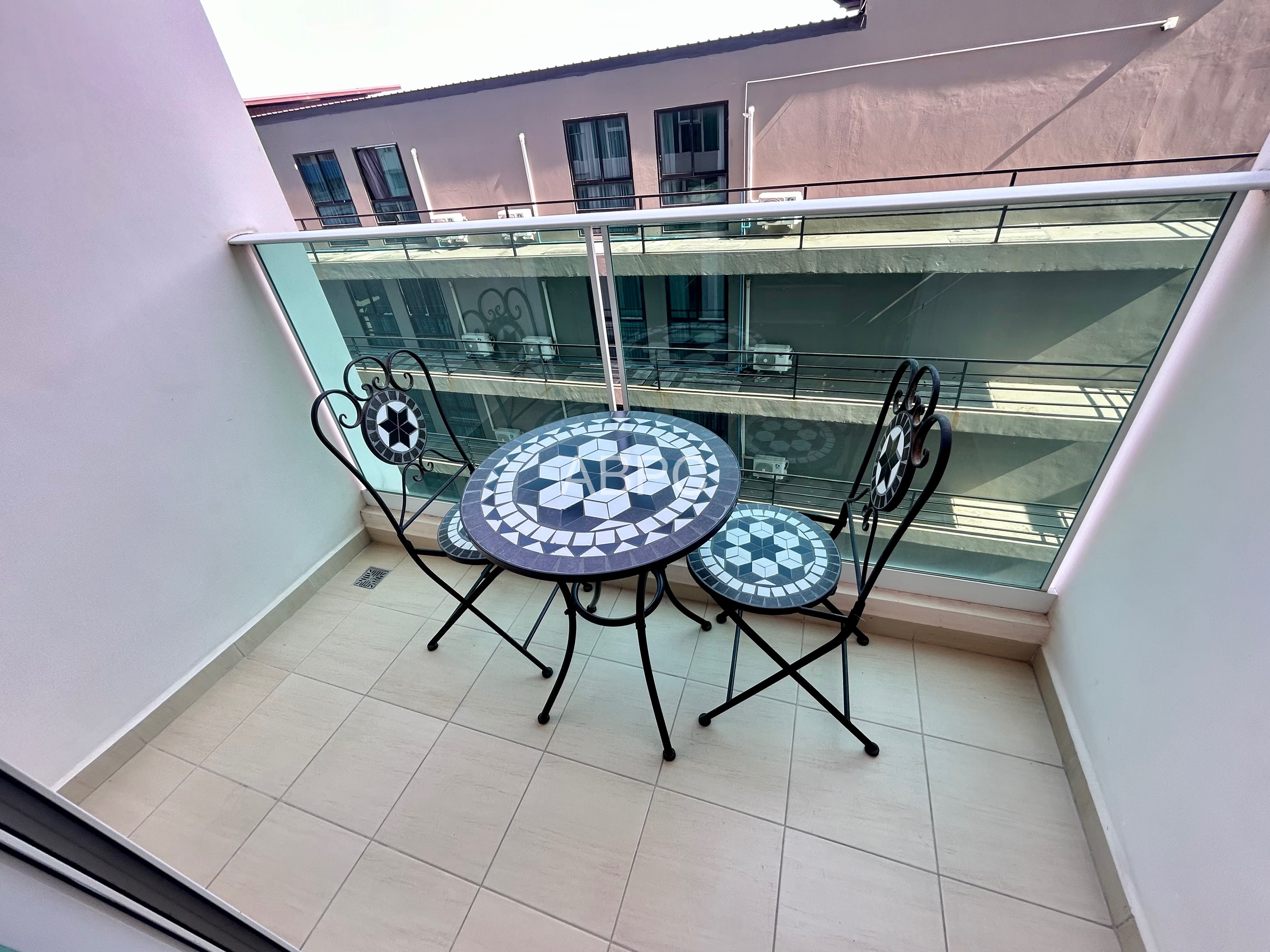 JUST IN 1 Bedroom Condo In City Garden Tower photo 4