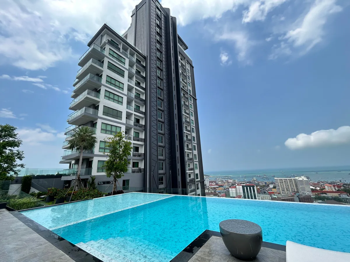 JUST IN 2 Bedroom Condo in Arcadia Millenium Tower photo 12