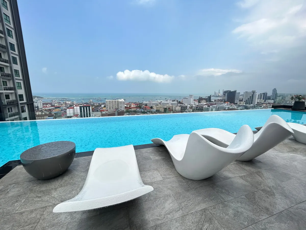 JUST IN 2 Bedroom Condo in Arcadia Millenium Tower photo 13
