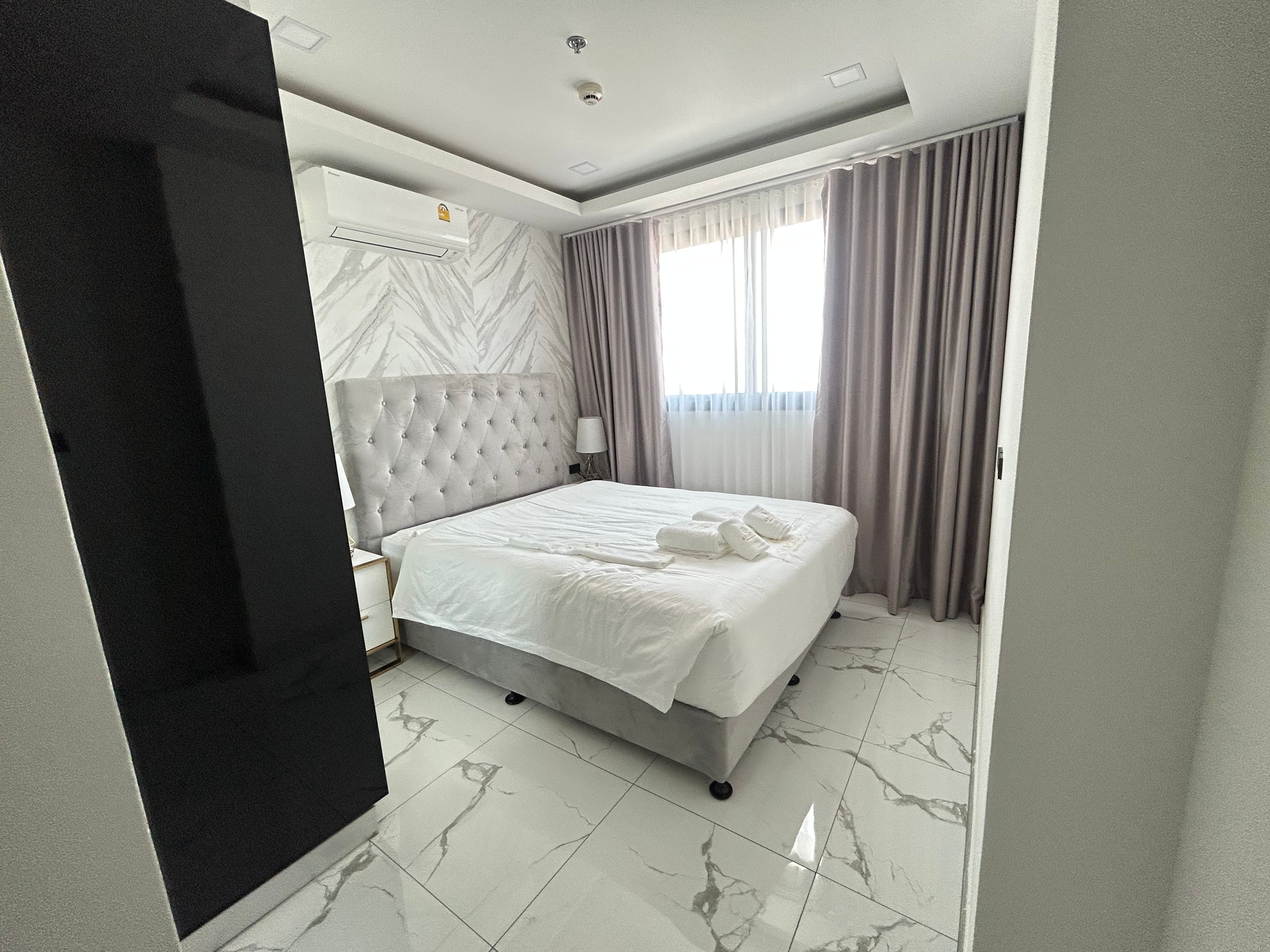 JUST IN 2 Bedroom Condo in Arcadia Millenium Tower photo 16