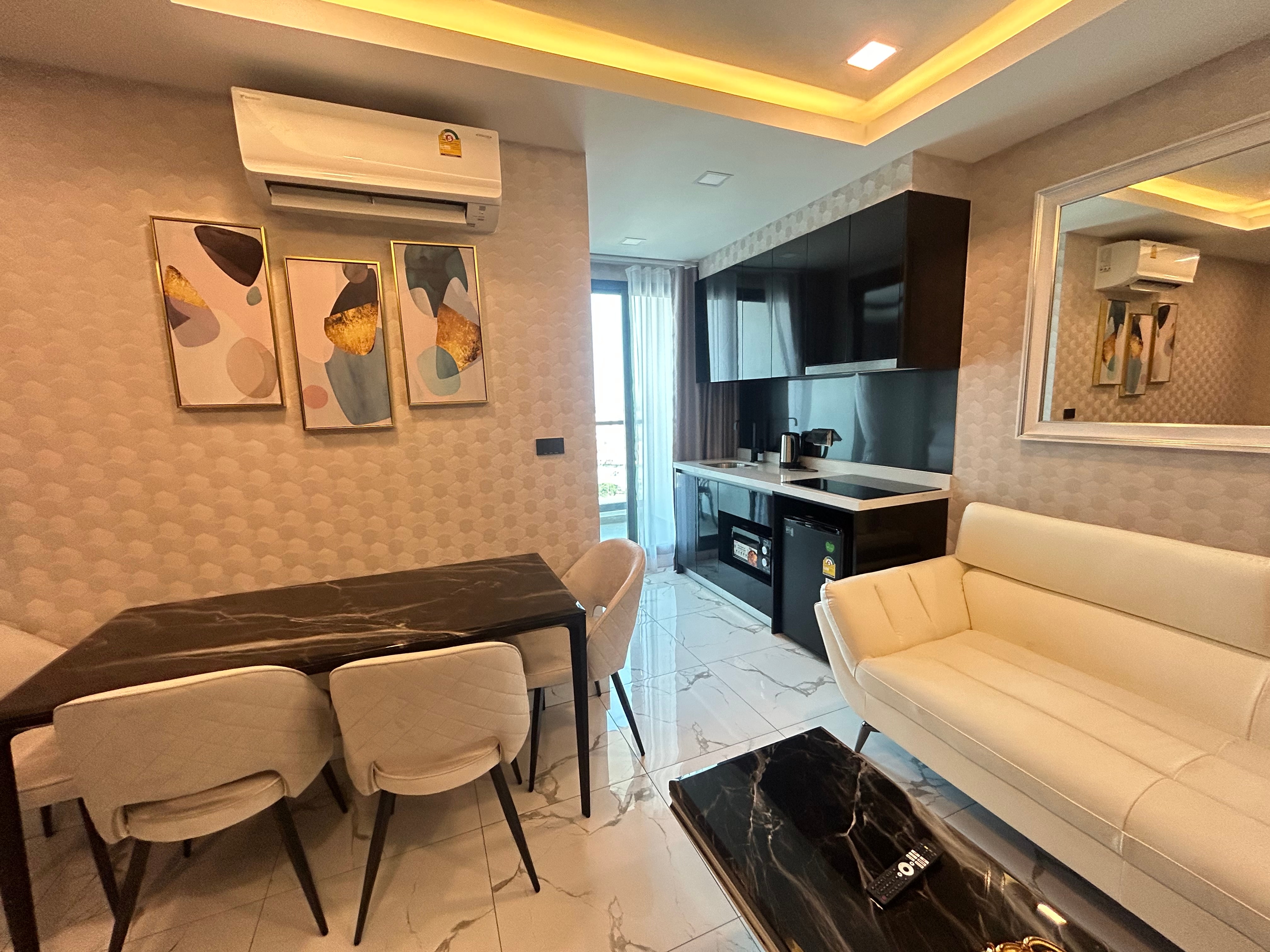 JUST IN 2 Bedroom Condo in Arcadia Millenium Tower photo 15